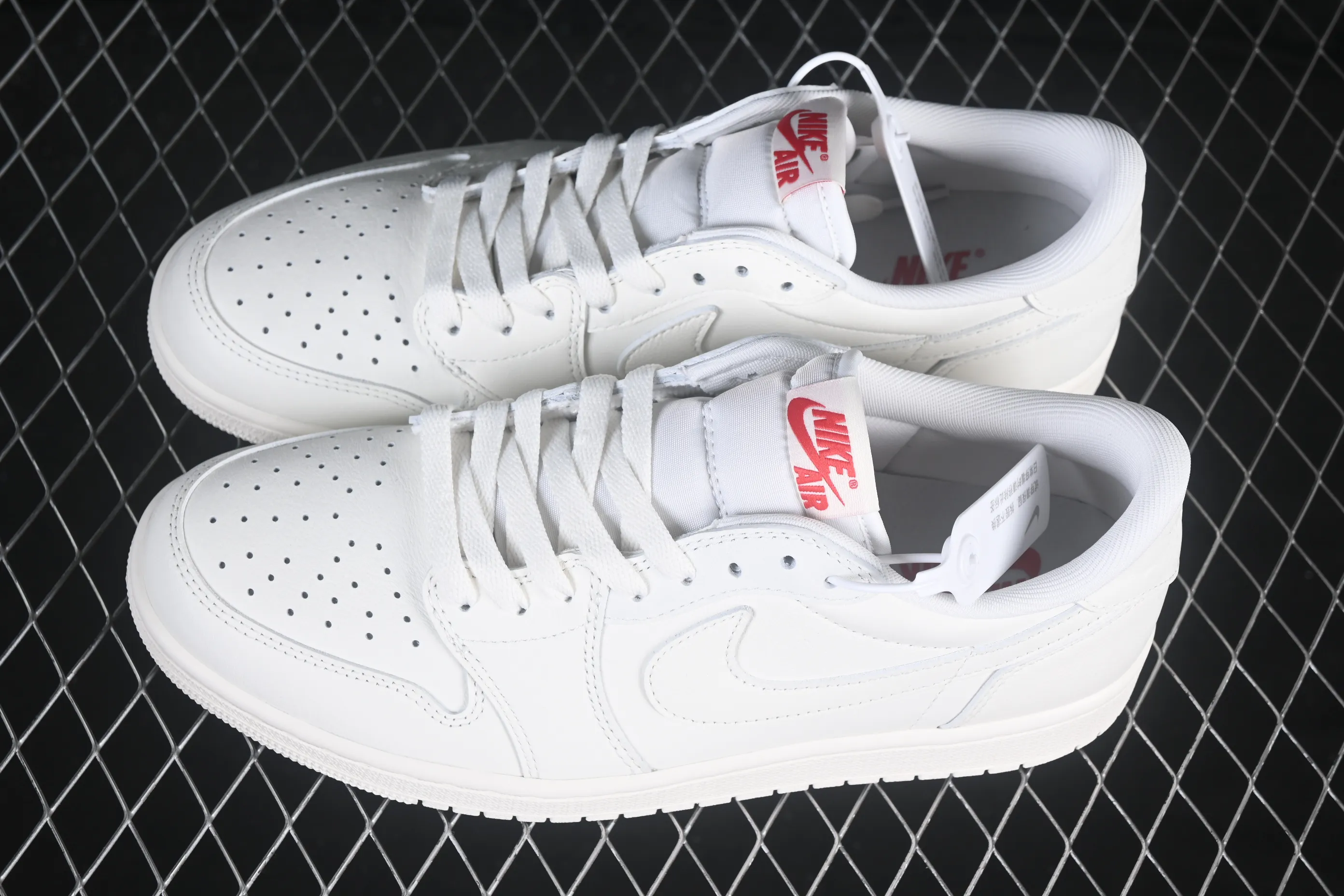 All categories Air Jordan Jordan series basketball shoes Air Jordan 1 Low Air Jordan 1 Retro Low OG "Sail and University Red" AJ1 Joe 1 rice white low-top retro culture basketball shoes HQ6998-100